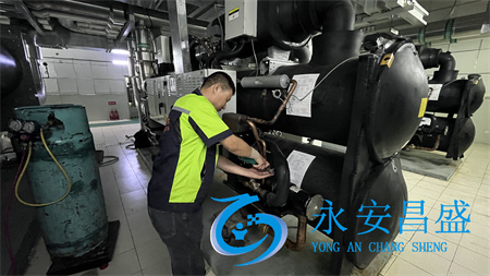 上海專業(yè)維修中央空調(diào)壓縮機(jī)進(jìn)水問題 確保企業(yè)空調(diào)設(shè)備穩(wěn)定運行